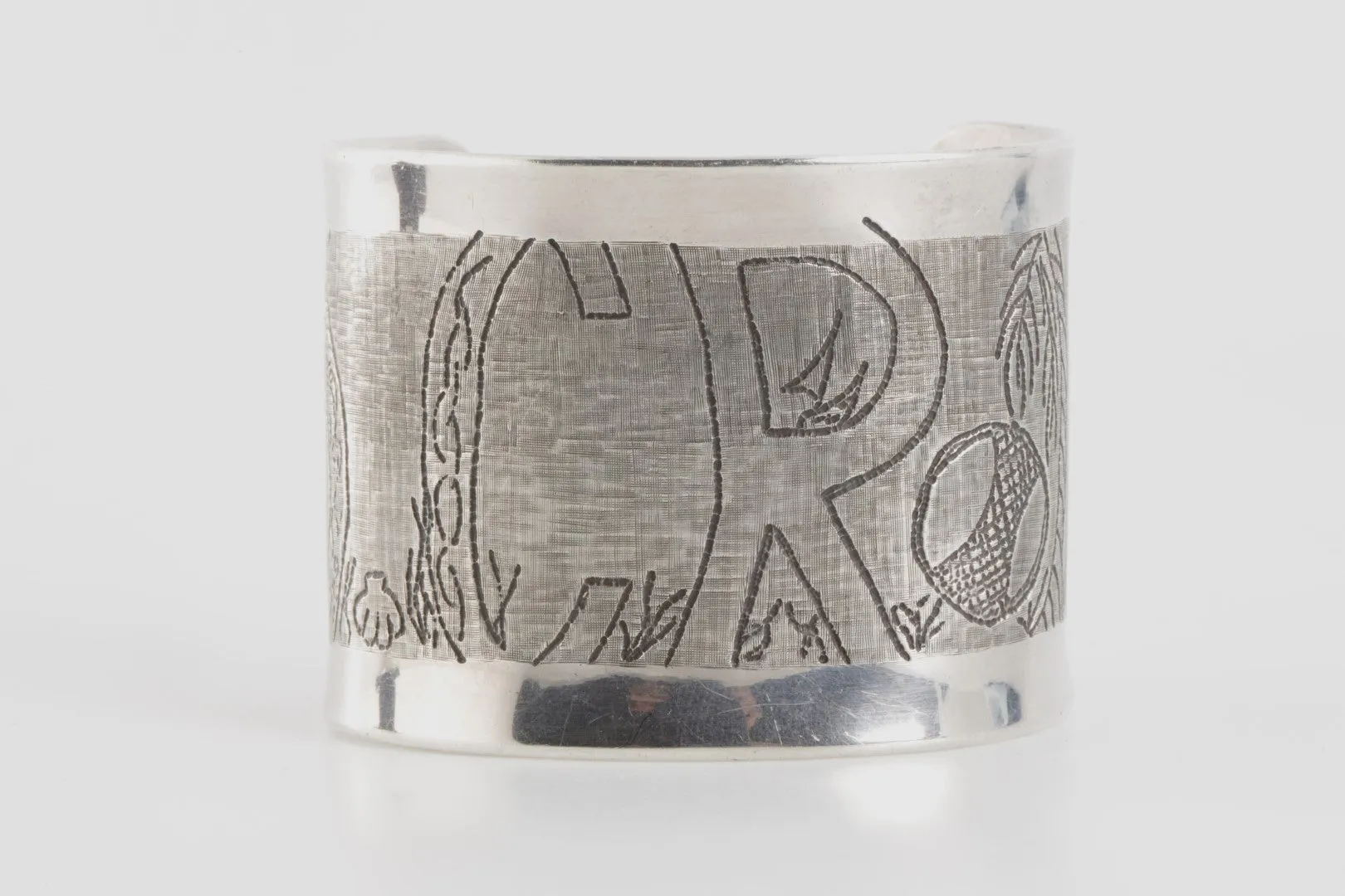 6" 925 Silver "CR" Etched Beach Scene Cuff Bracelet (76.27g.)