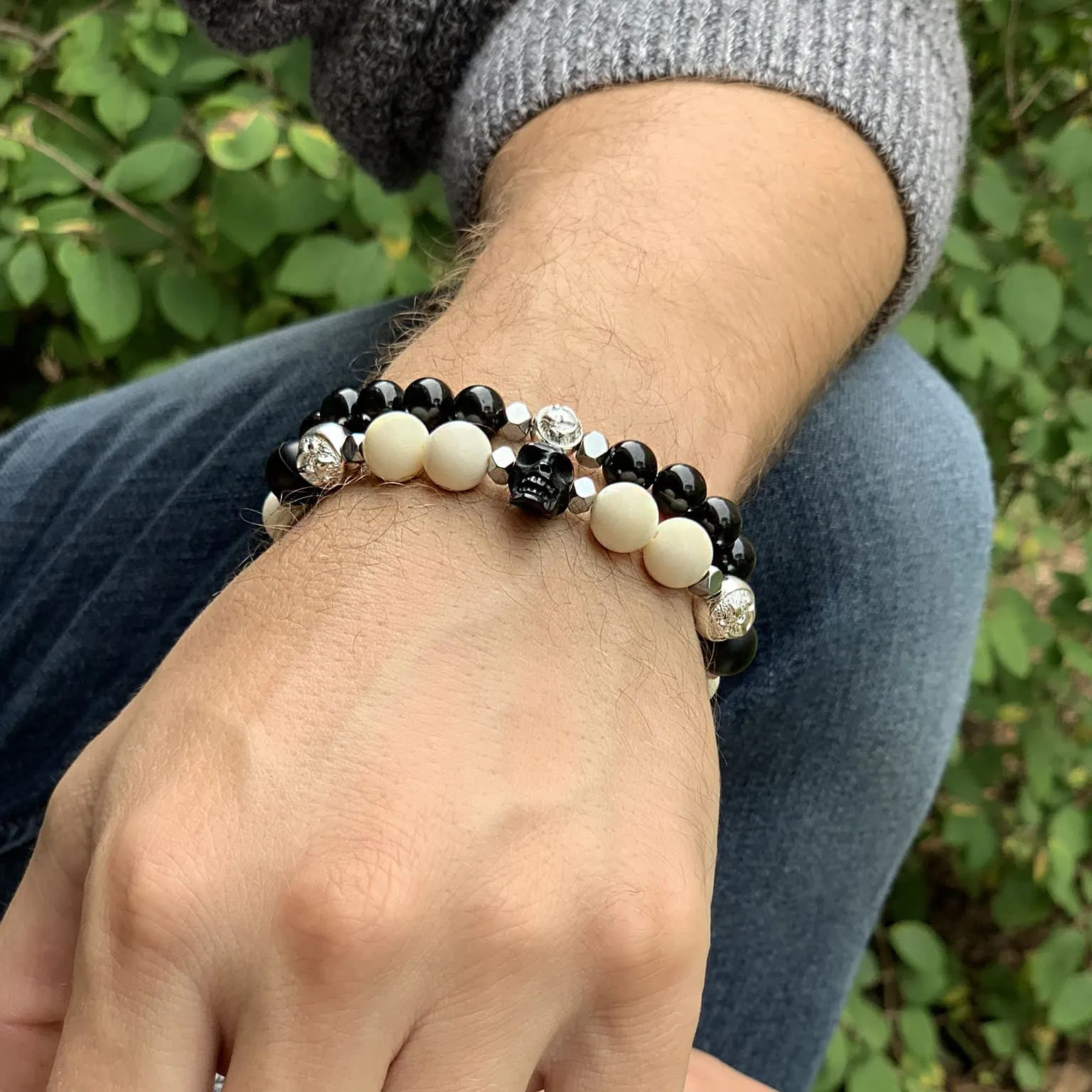 Black Onyx Stretch Wristband With Hematite in Silver/Gold/Rhodium | 8MM