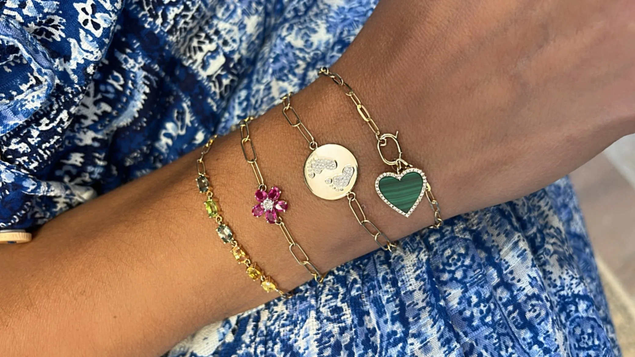 Bracelet 18kt Gold Oval Insignia Gemstones & Paperclip