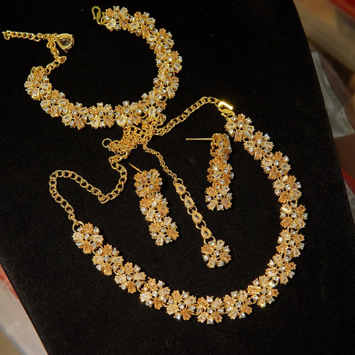 Cubic Zircone Necklace Set With Bracelet