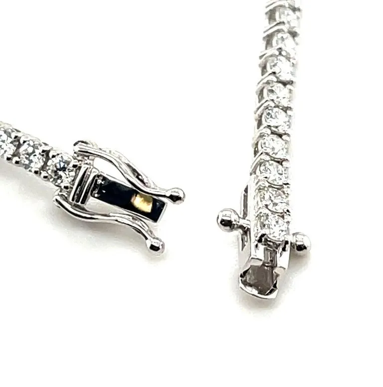 Diamond and 18k White Gold Tennis Bracelet, 2.94 Carats Total