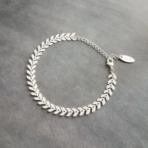 Fish Bone Bracelet, silver herringbone bracelet, silver v bracelet, silver arrow, silver bracelet, delicate silver bracelet, silver chevron