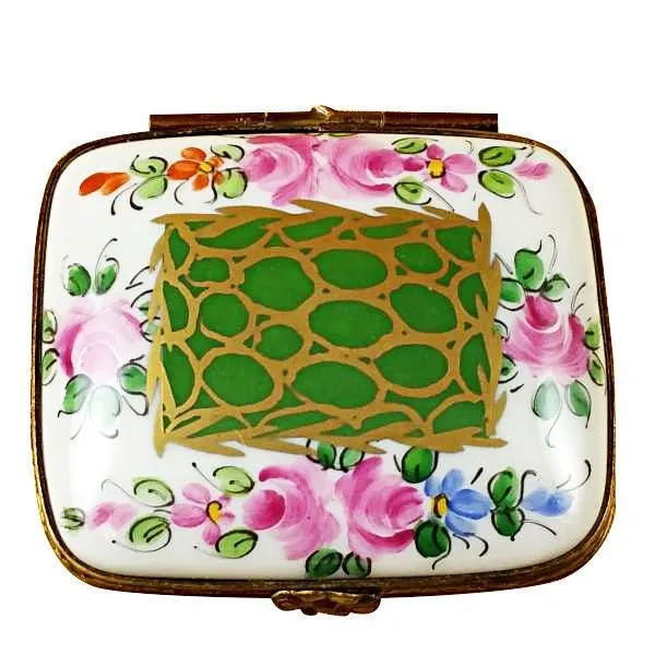 Flat Gold Flowery