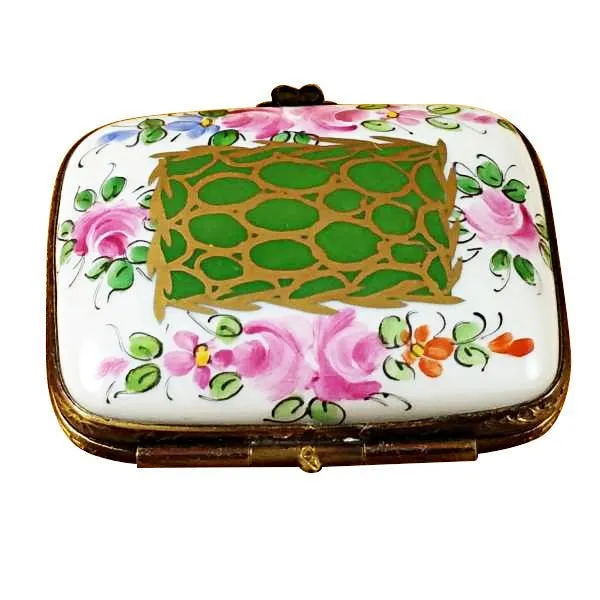 Flat Gold Flowery