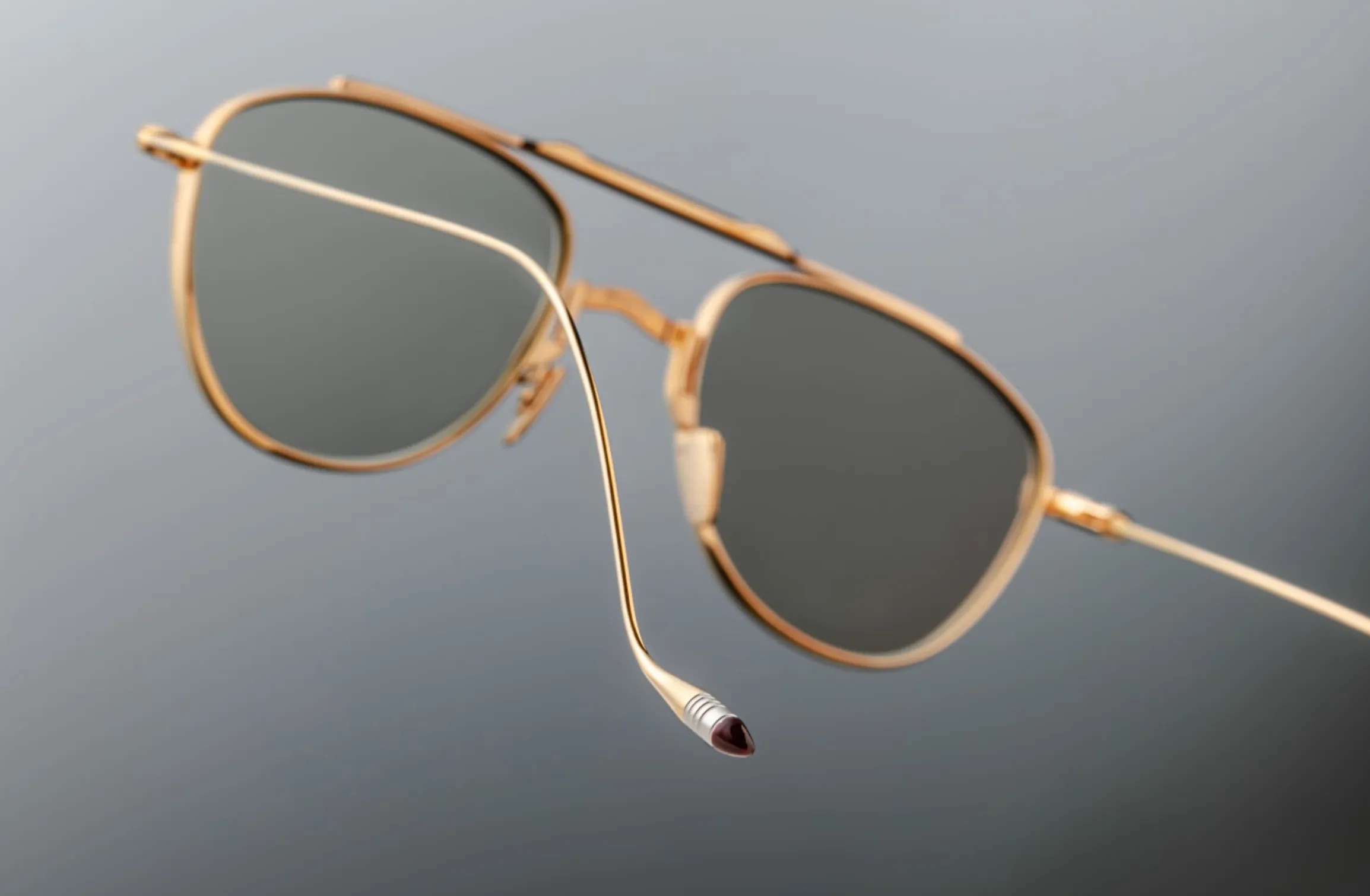 FLYNN-Gold / Light Bottle Green / Dark Gold
