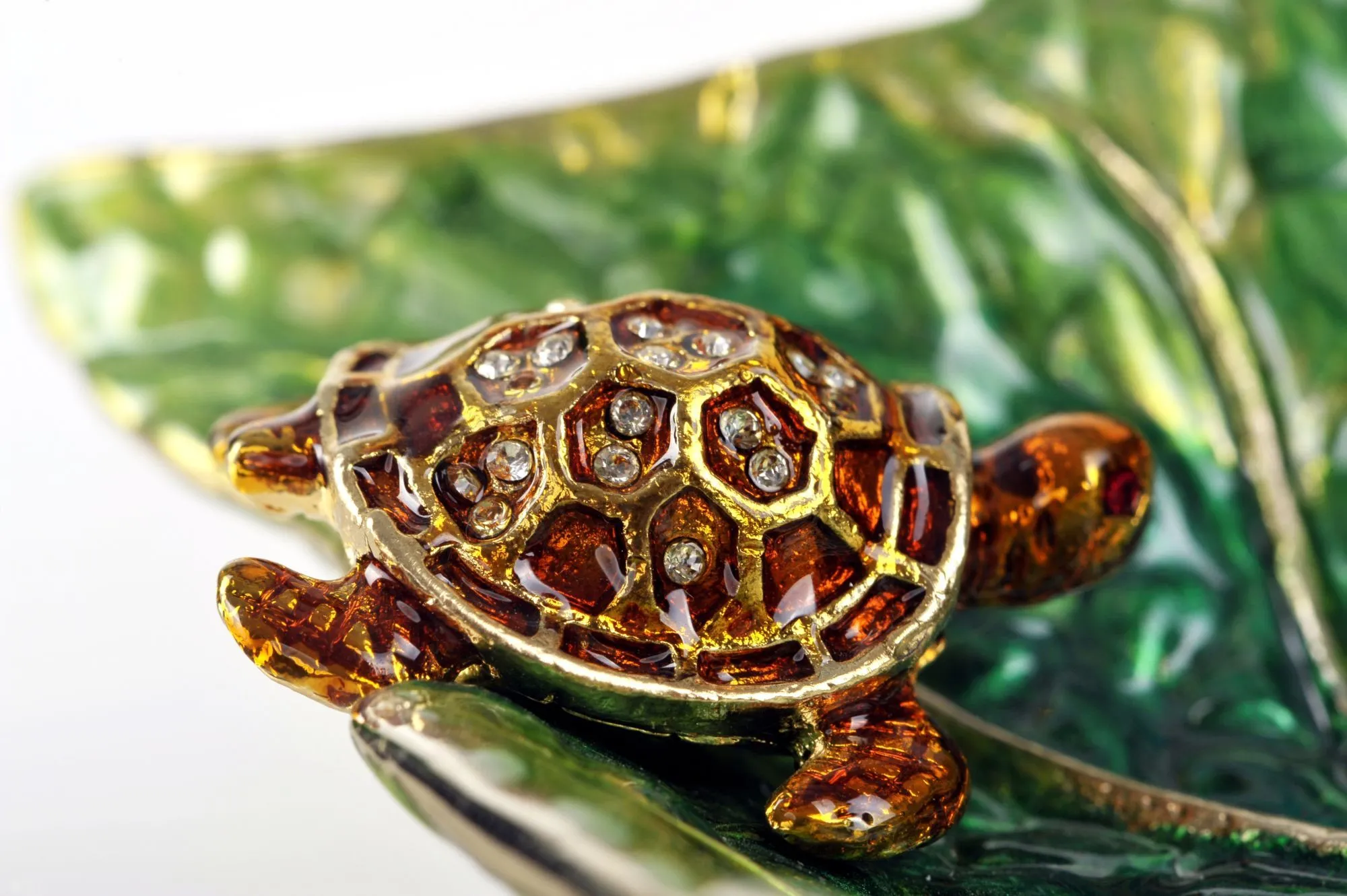 Frog on a Leaf Bowl