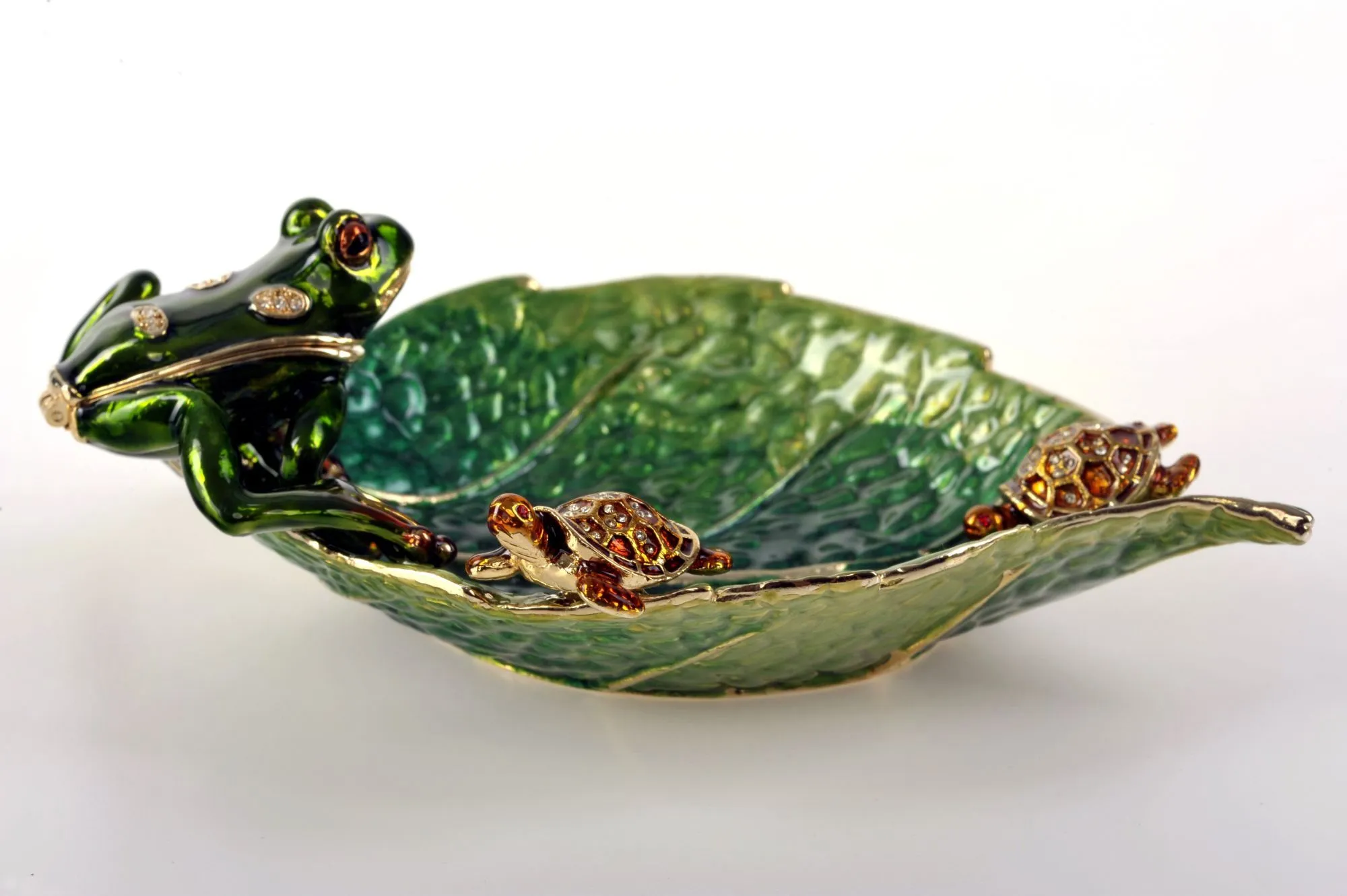 Frog on a Leaf Bowl