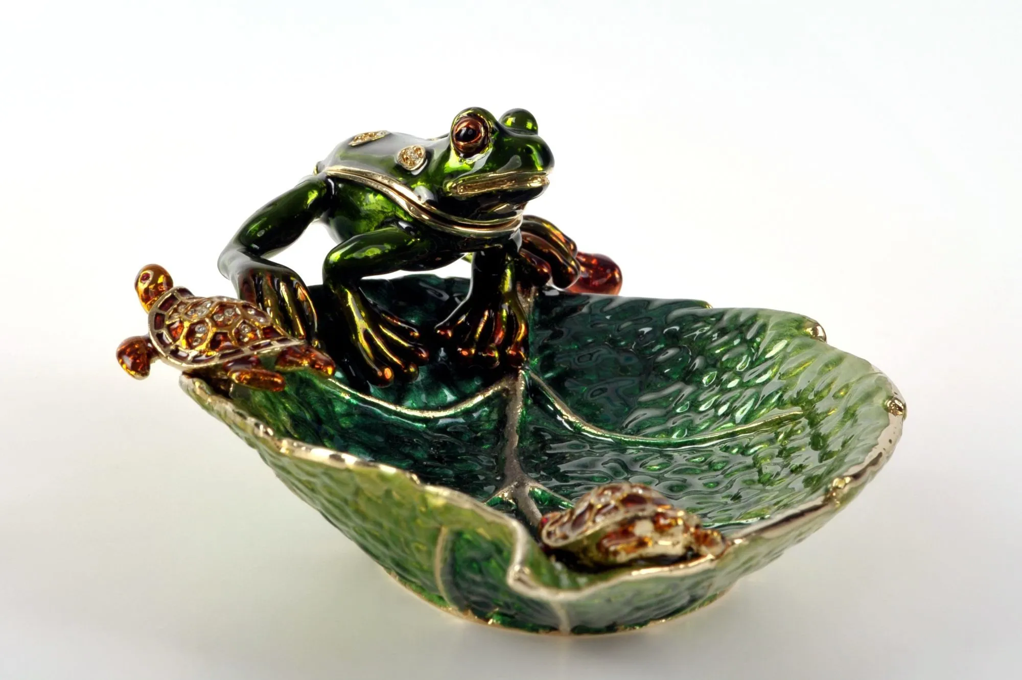 Frog on a Leaf Bowl