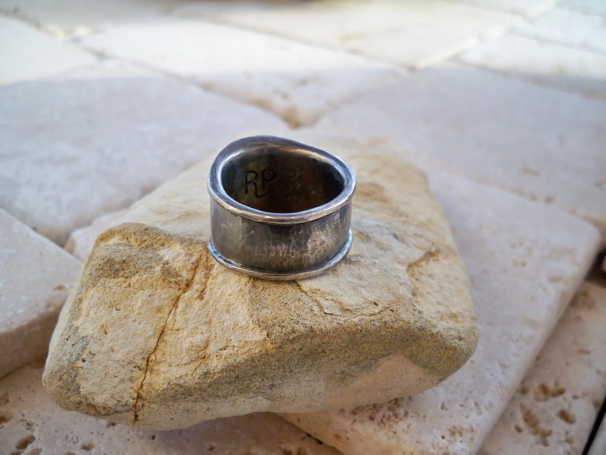 Gold Skull Ring & Diamonds