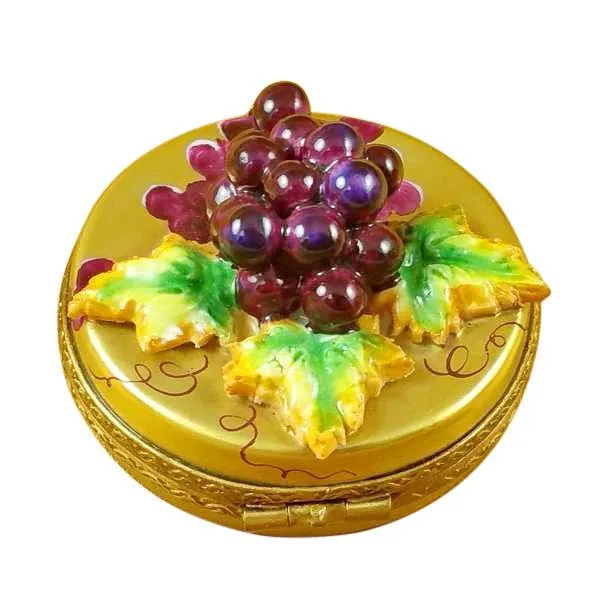 Grapes on Gold Oval