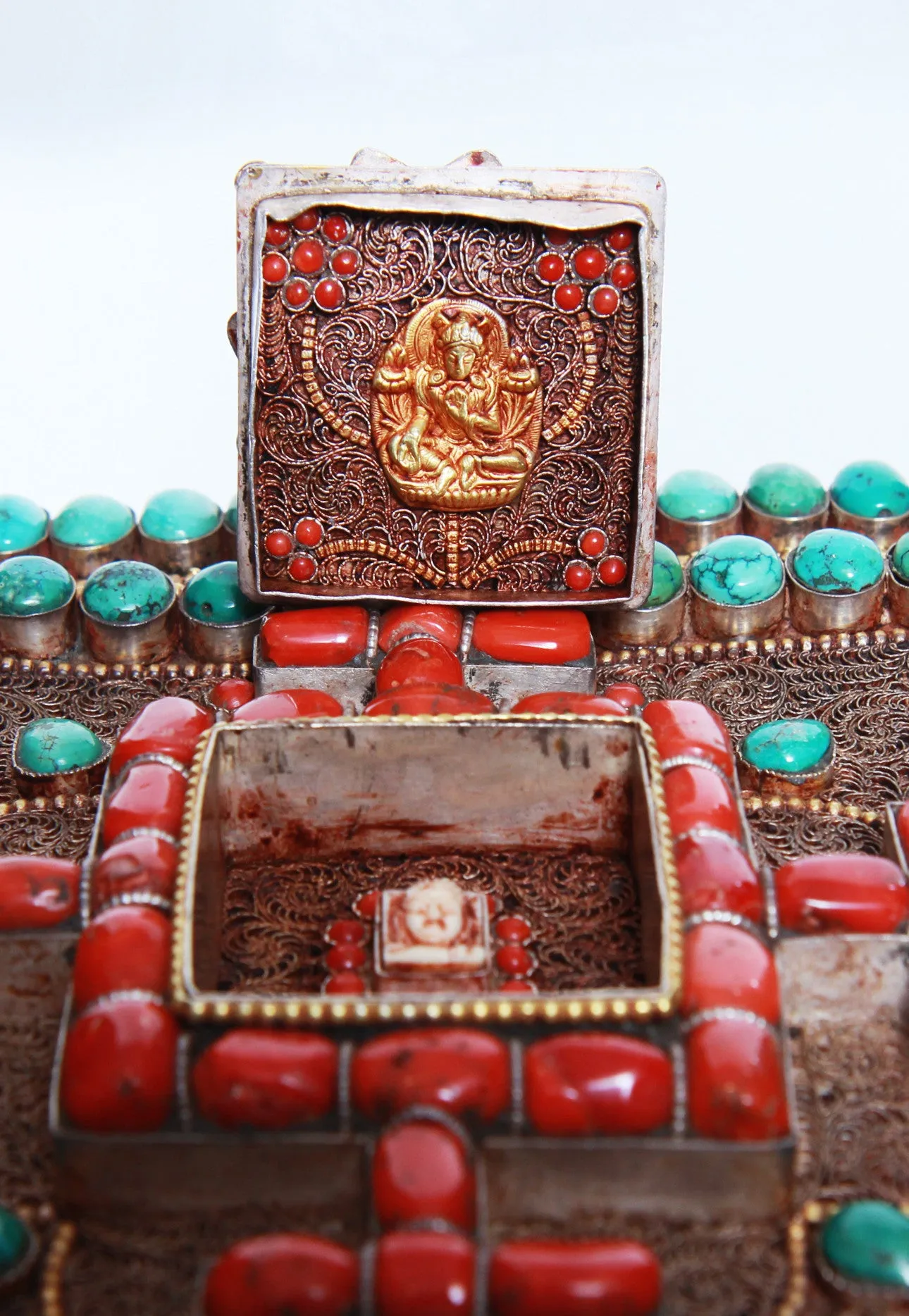 GREEN TARA HEALING CHEST BOX
