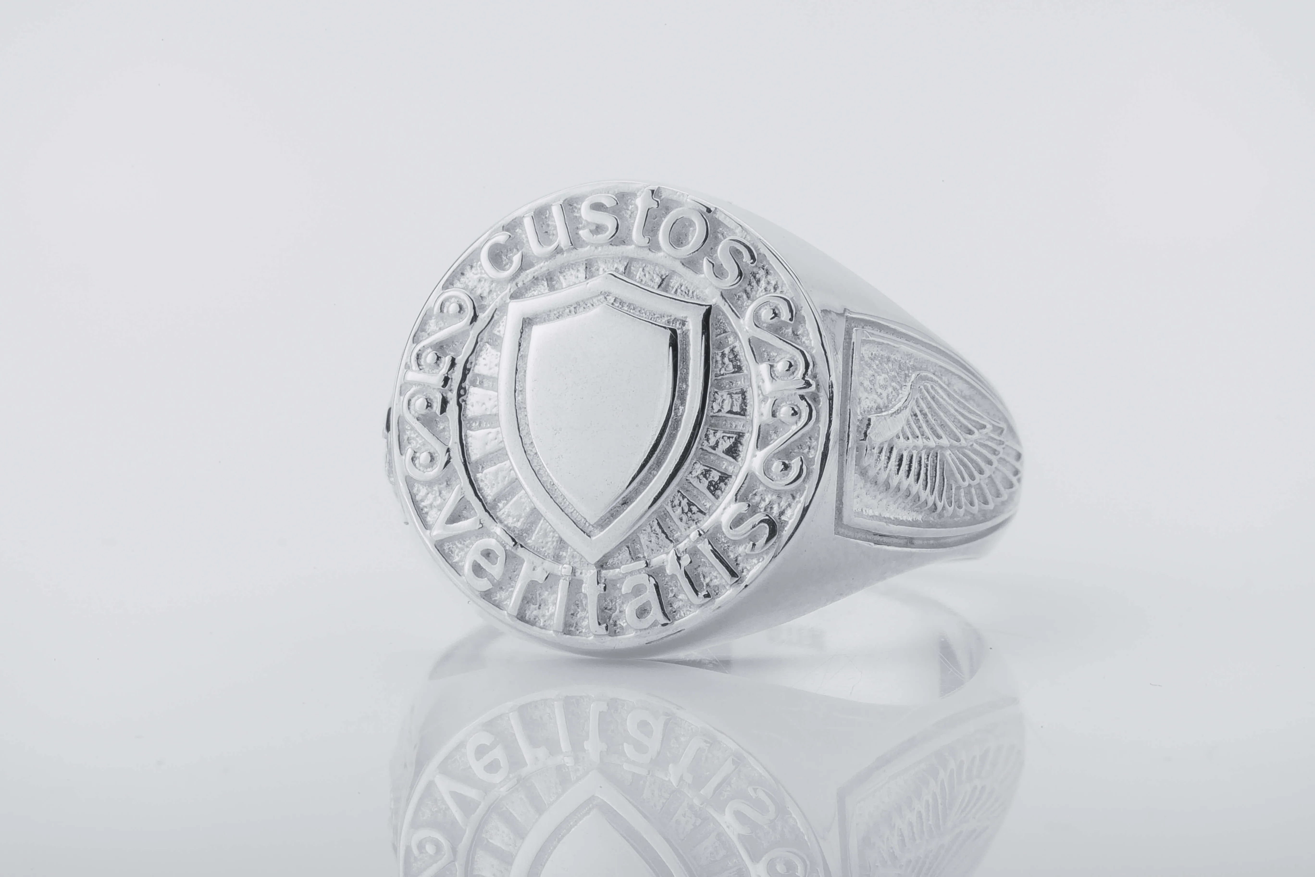 Handcrafted The Ring Of The Noble One