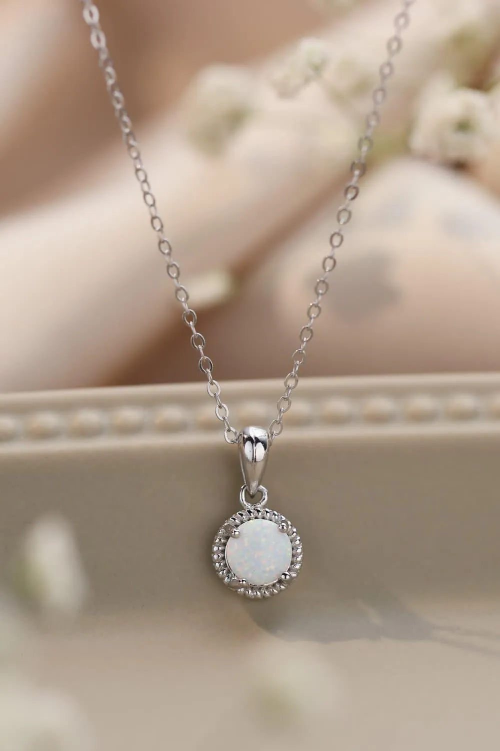 Hazel Blues® |  Opal Round Pendant Chain Necklace