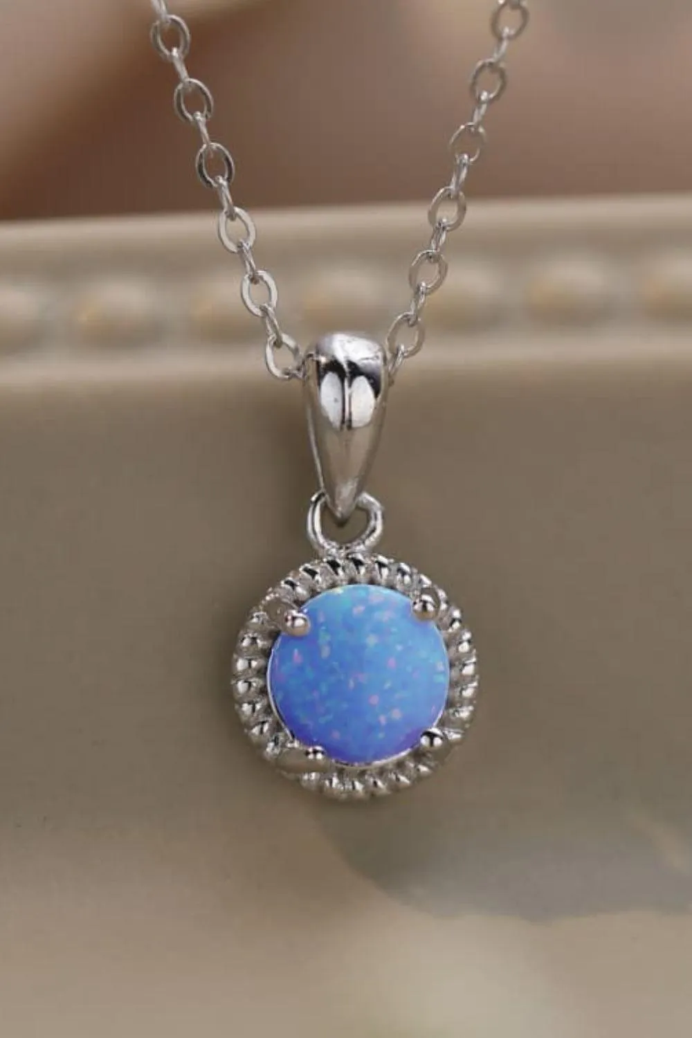 Hazel Blues® |  Opal Round Pendant Chain Necklace