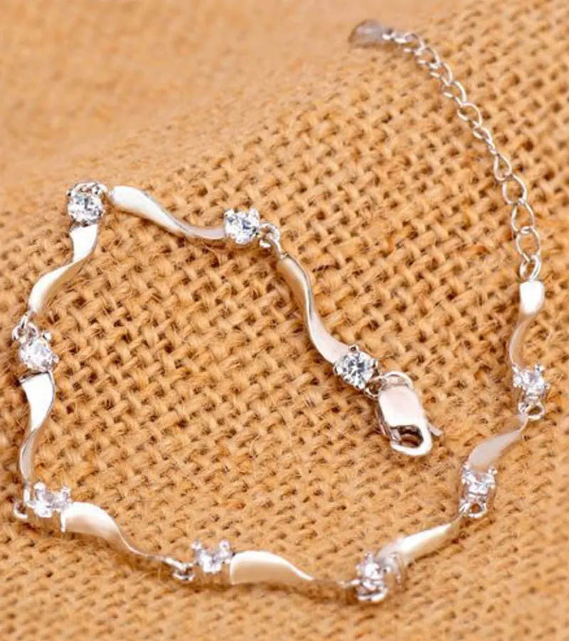 Karatcart Platinum Plated Austrian Crystal Bracelet
