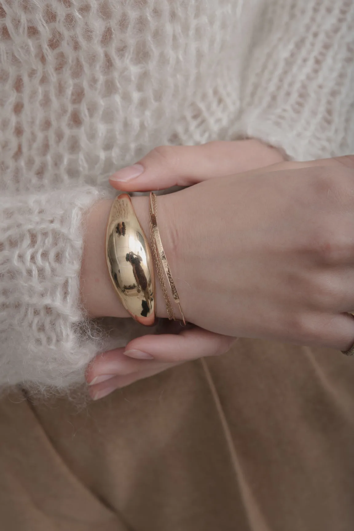 large wavy cuff