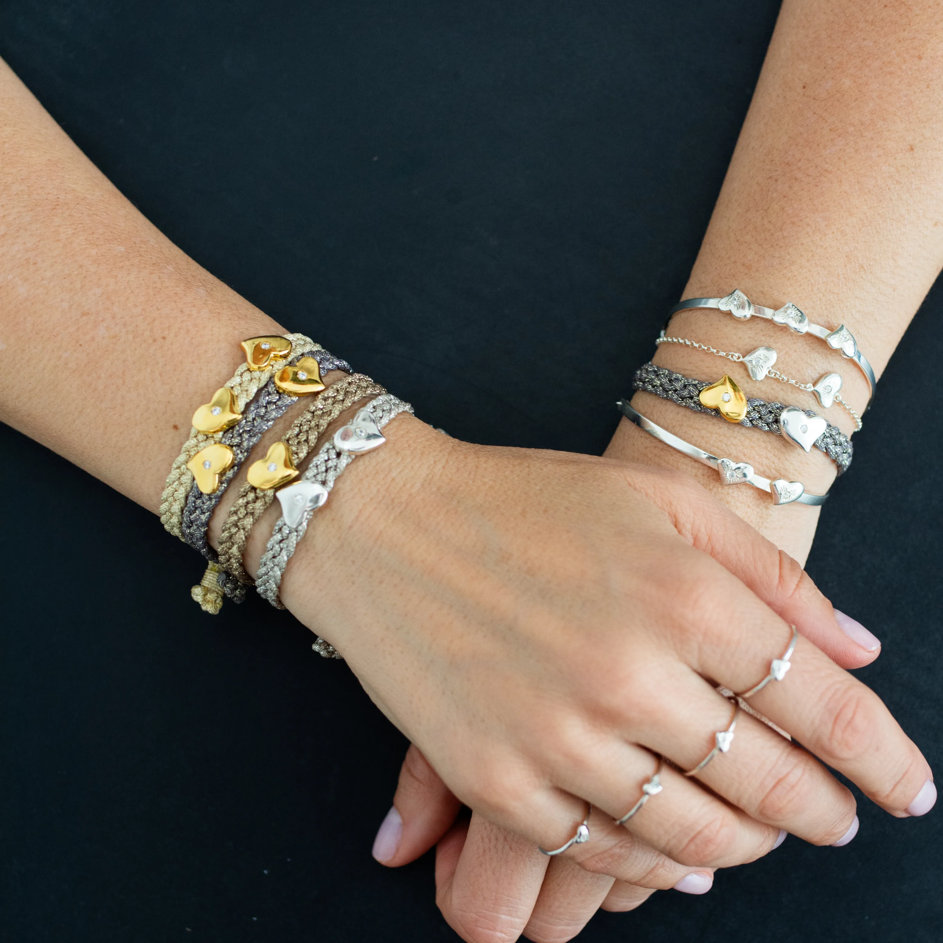LES AMOURS metallic bracelet ♥ : Metallic ribbon with sterling silver hearts.