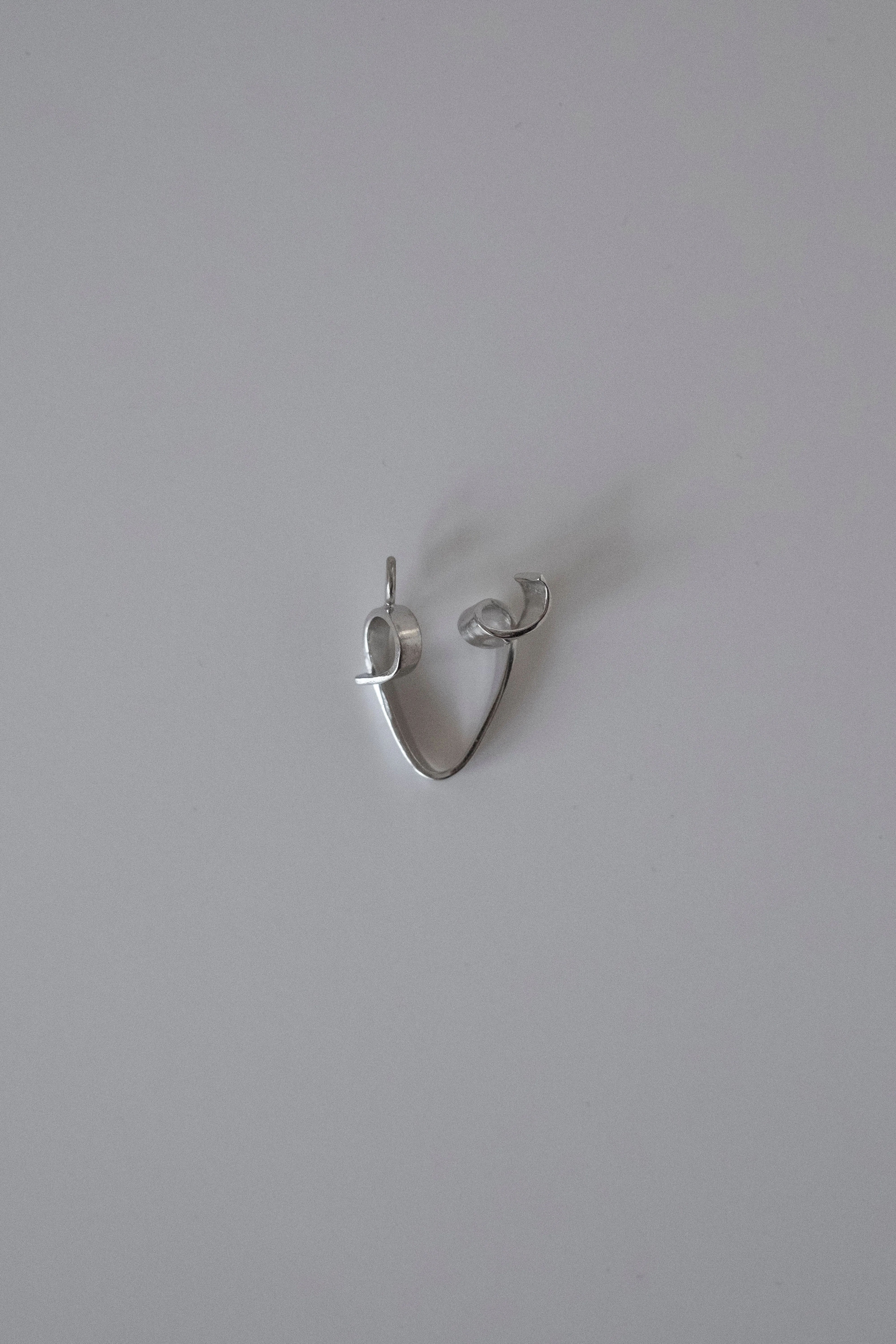 Letter V