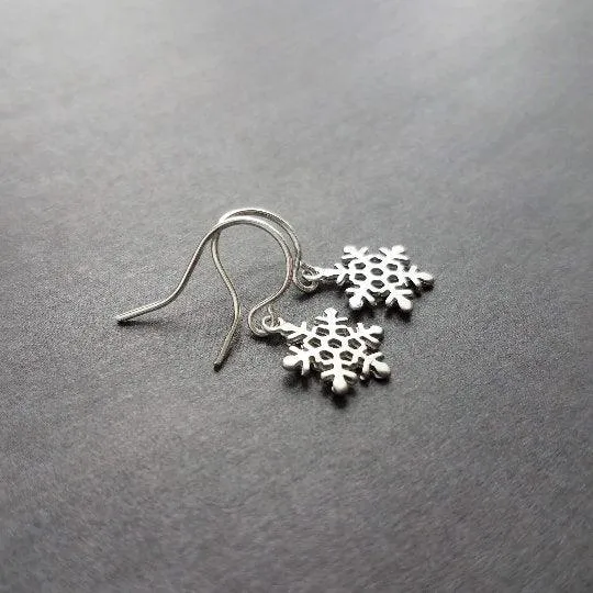 Little Snowflake Earrings, gold or silver snowflake earring, small snowflake earring, winter earring, holiday earring, snow earring, Christmas