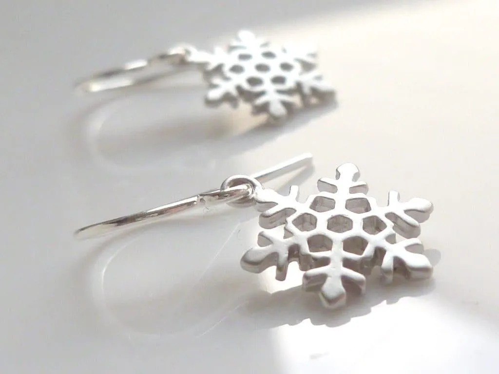 Little Snowflake Earrings, gold or silver snowflake earring, small snowflake earring, winter earring, holiday earring, snow earring, Christmas