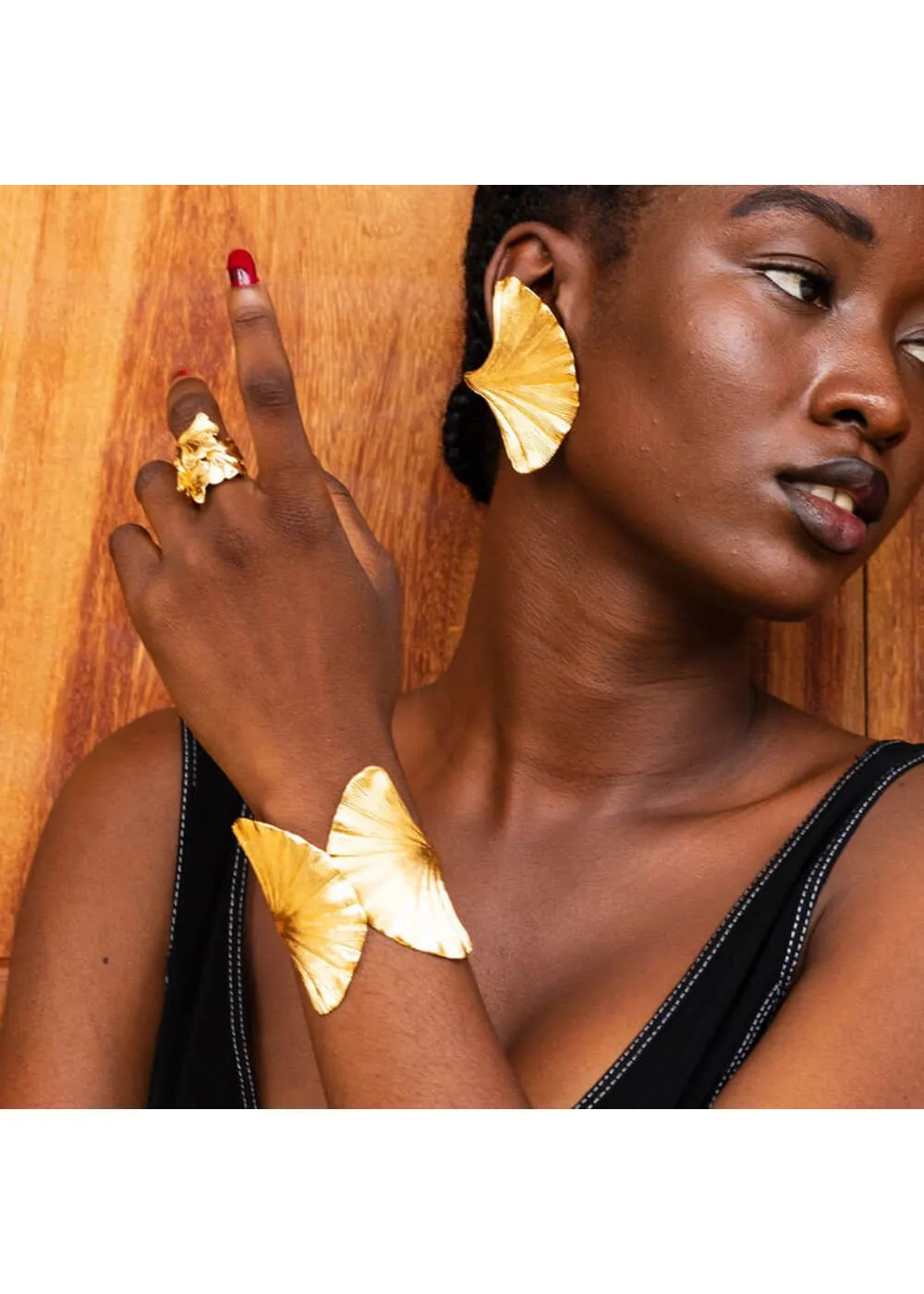 Lotta Djossou Paris Gingko Bracelet Gold