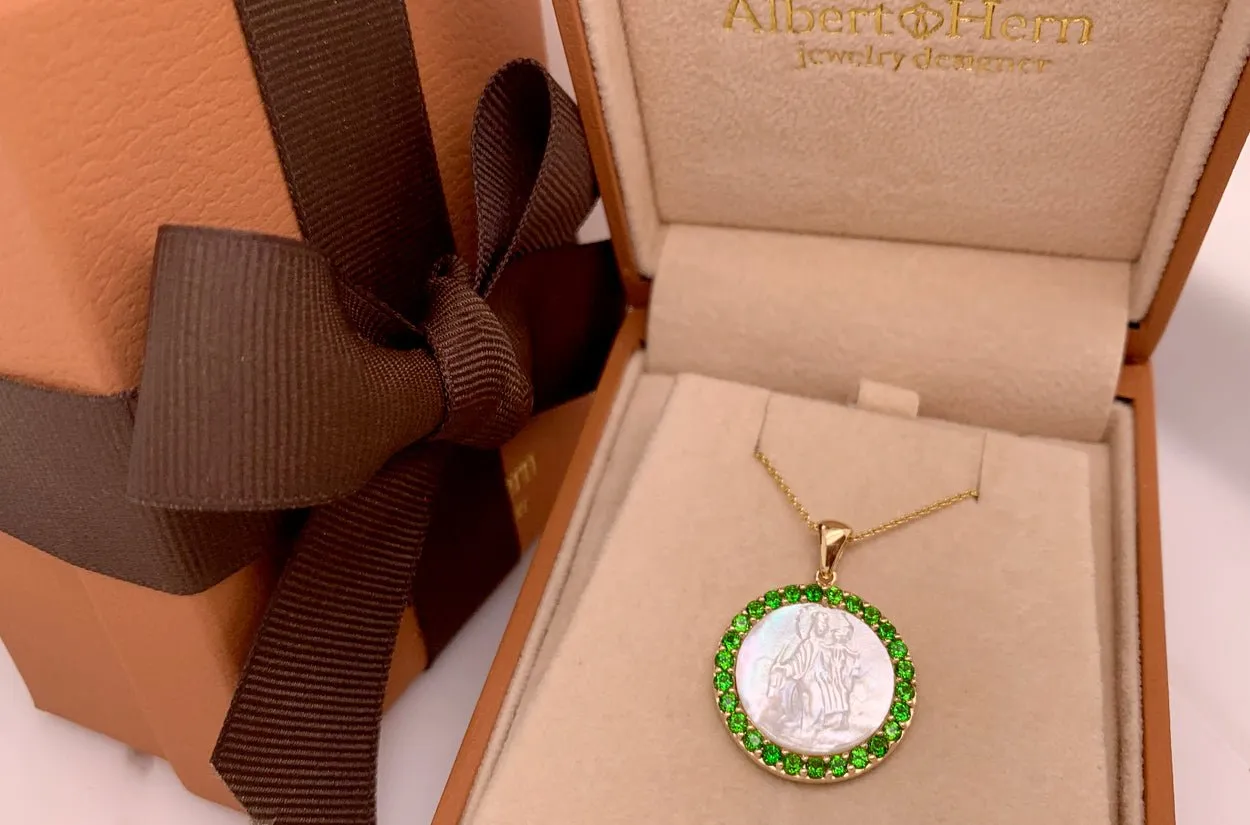 Medal Mother of Pearl Our Lady of Mount Carmen | Virgen del Carmen Gold & Gemstones