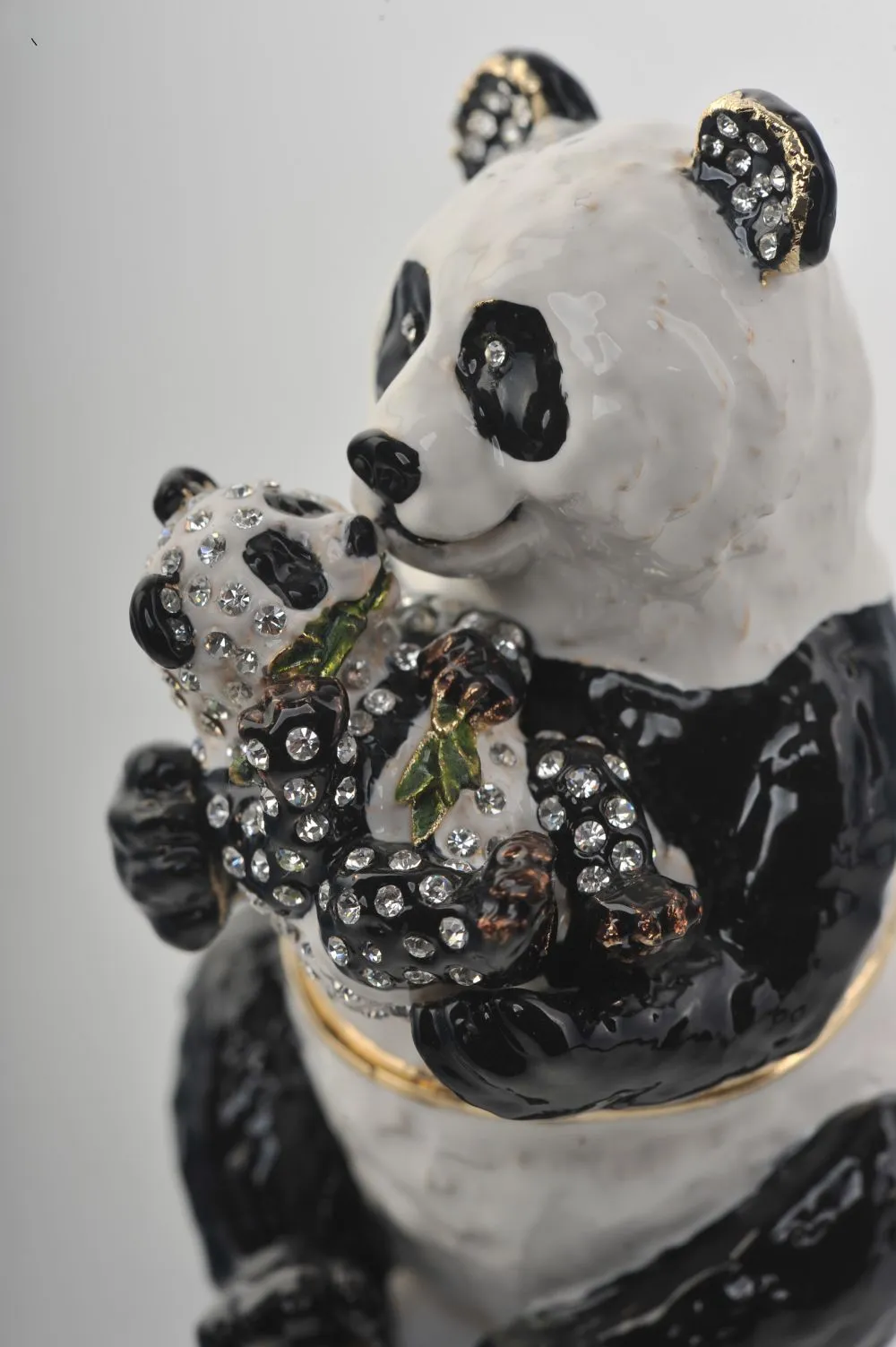Mother & Child Panda Bears