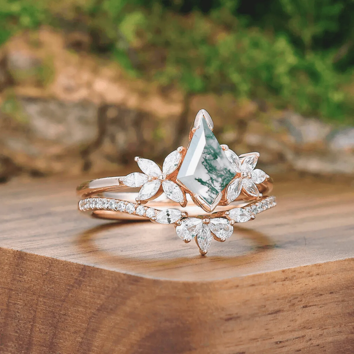 Noble Petal Kite Cut Moss Agate Ring Set 925 Sterling Silver And Tungsten Couples Ring