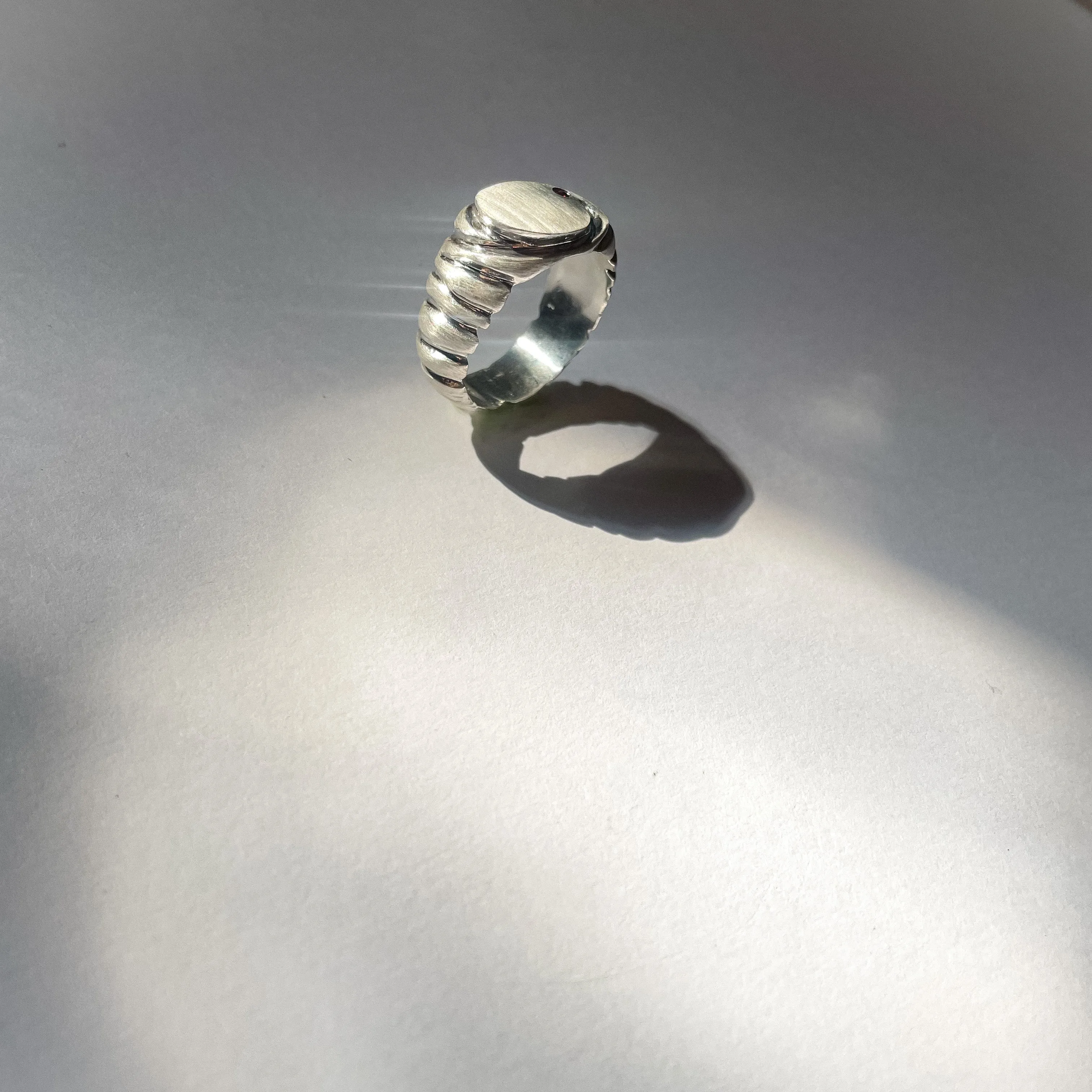 Noble Ruby Ring