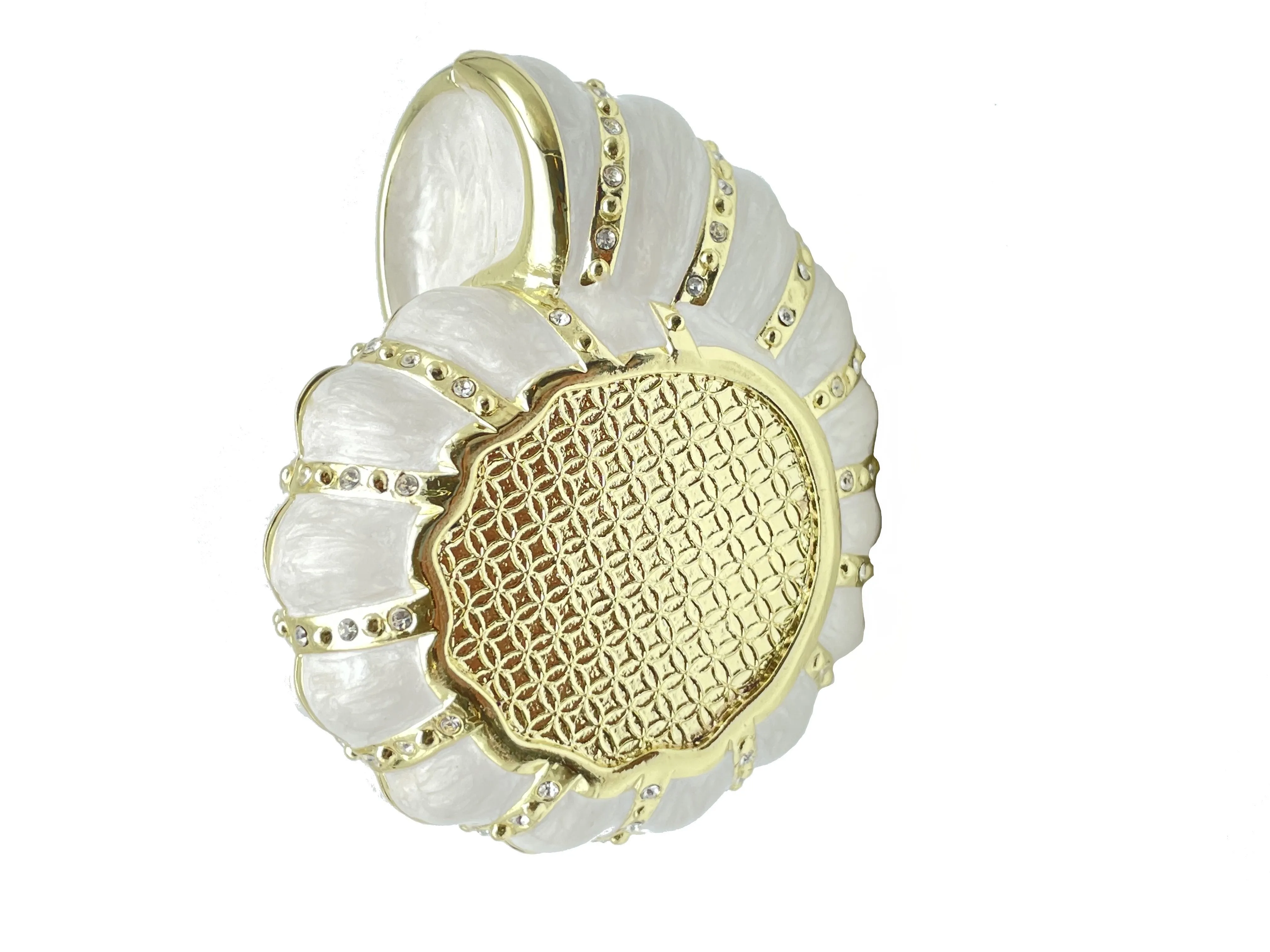 Pearl and Gold Sea Shell