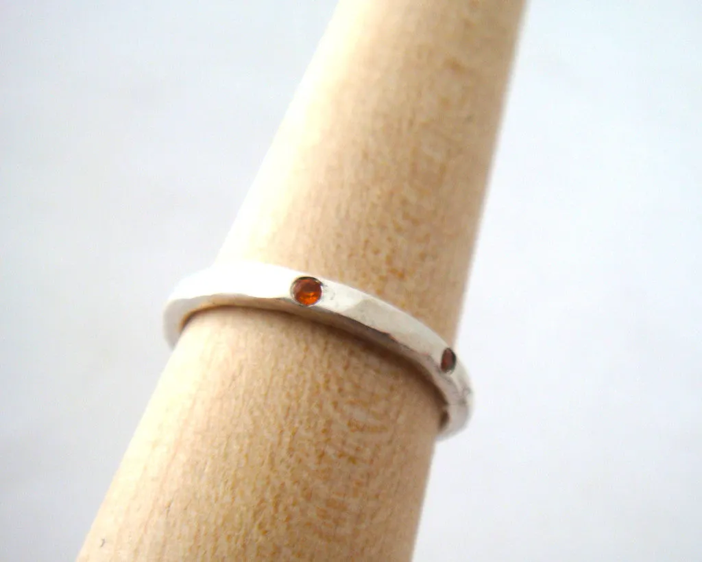 ring / band 2MM   gemstones