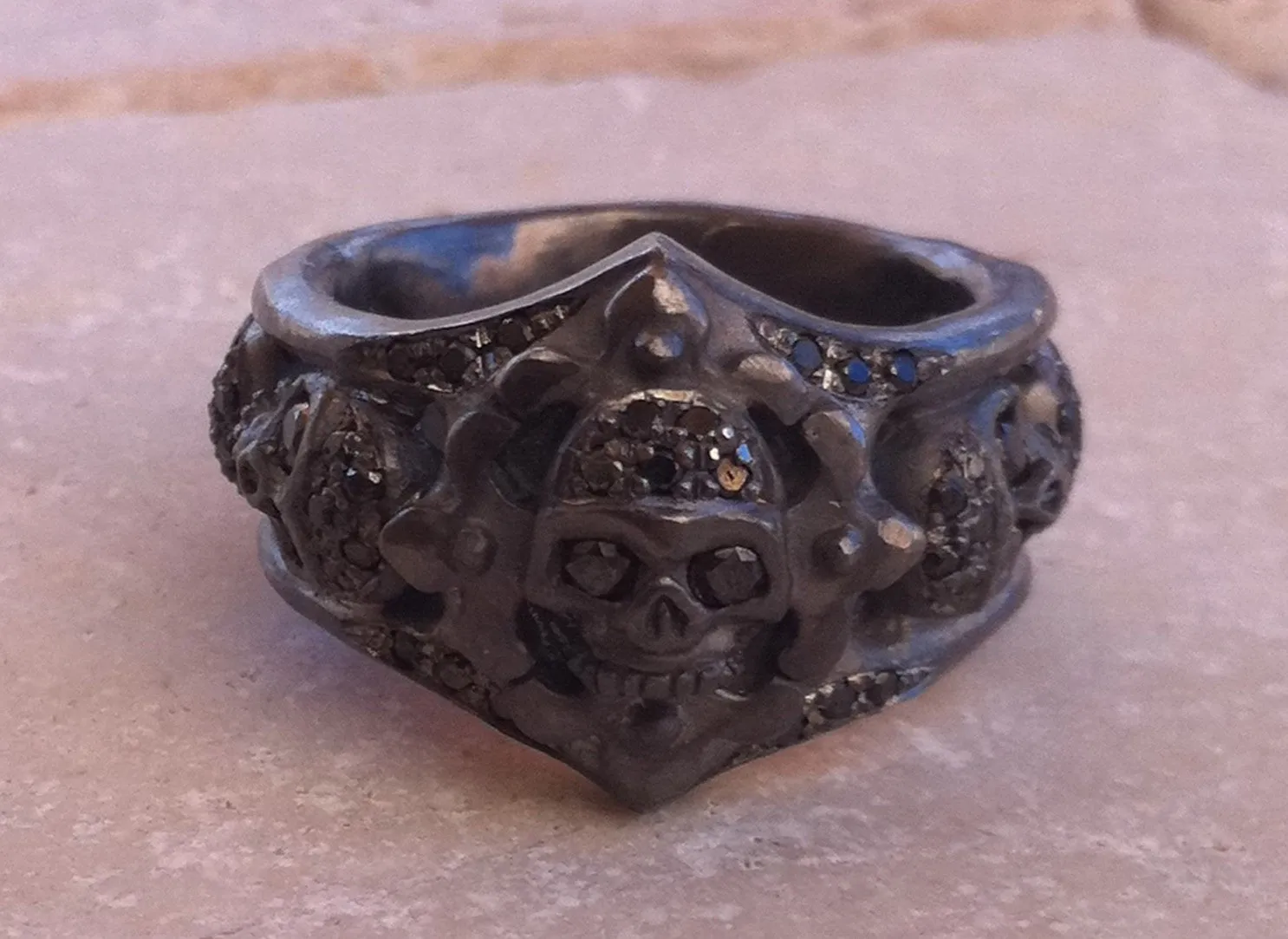 Ring - Sterling Silver Black Skull & Diamonds