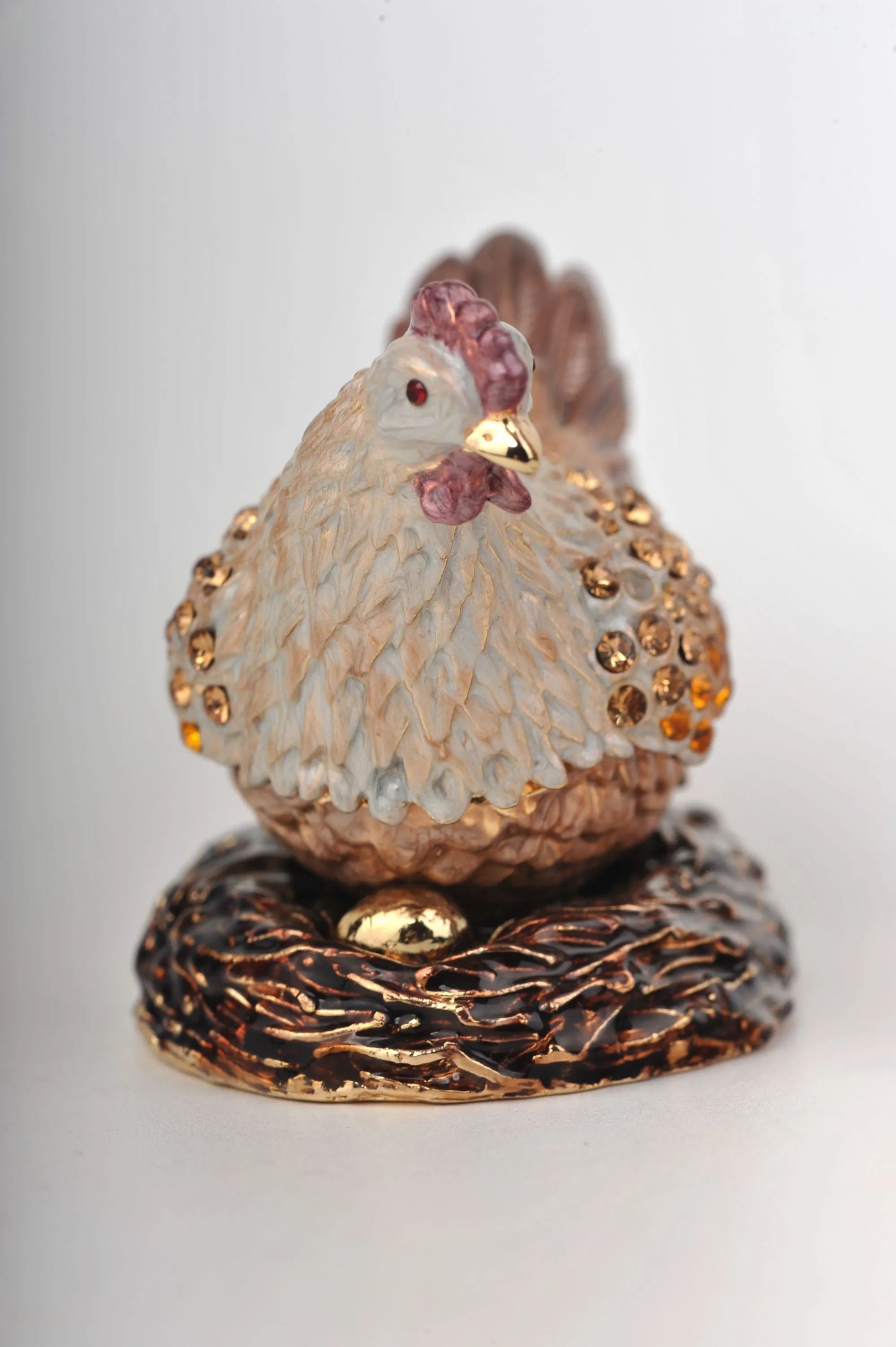 Sitting Rooster