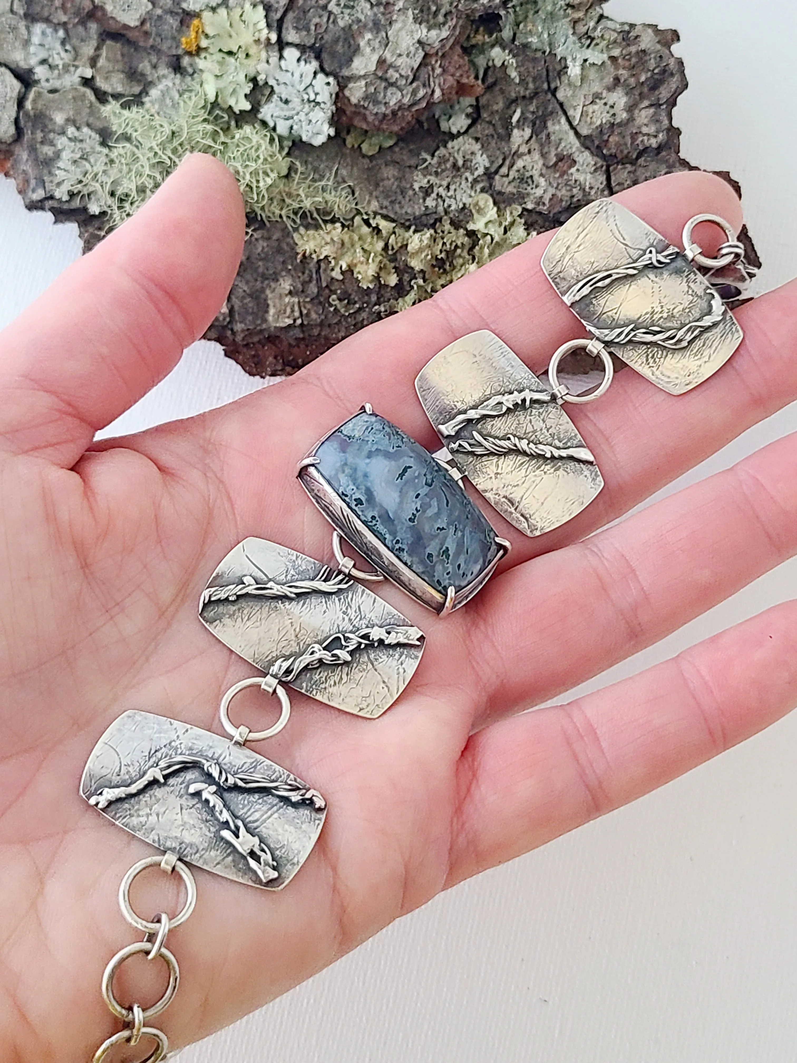 Tangled Bracelet with Moss Agate