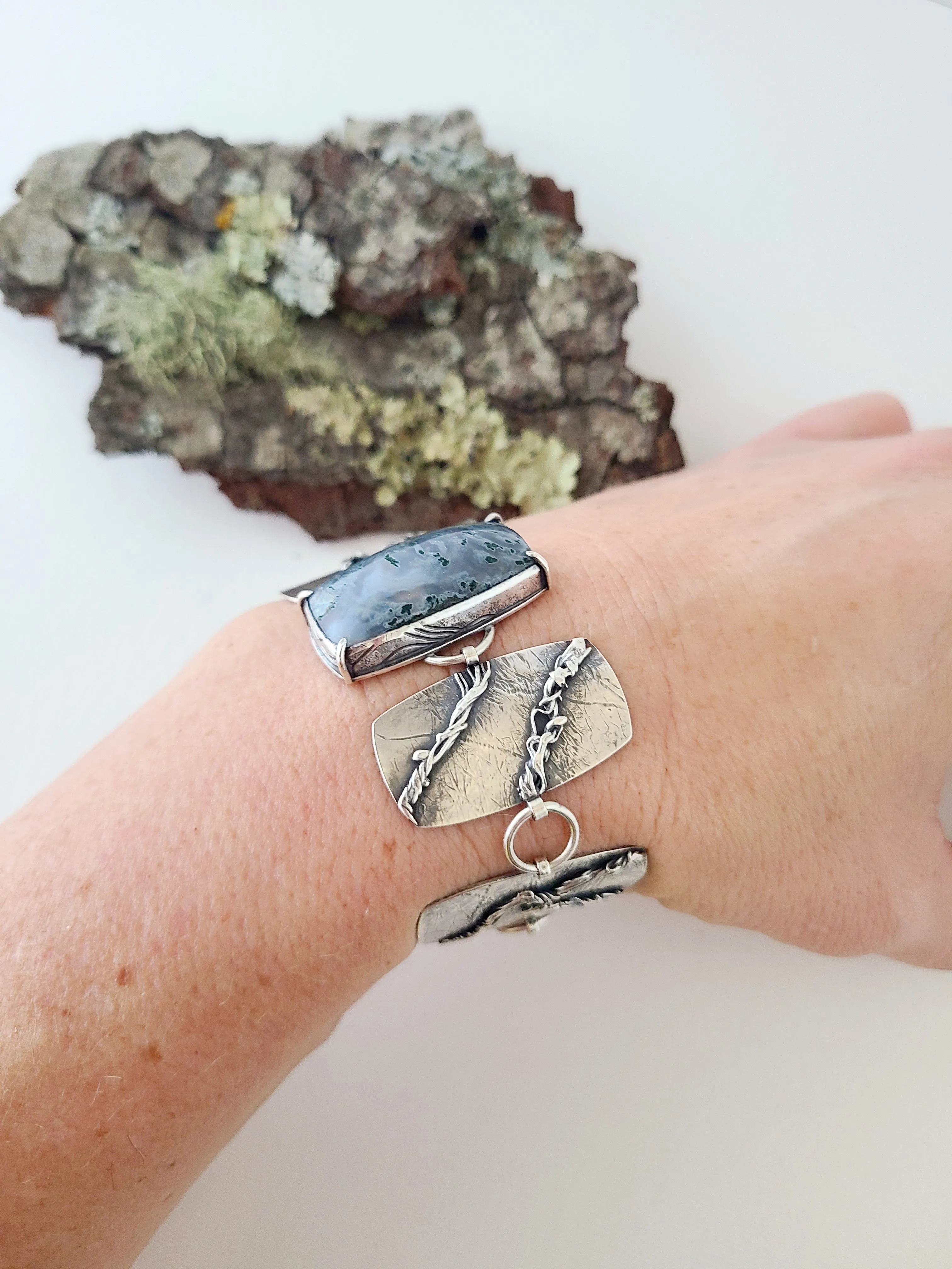 Tangled Bracelet with Moss Agate