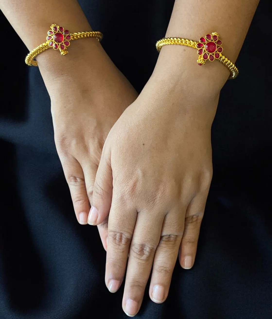 The Aarav Antique Silver Golusu Bracelet (Size/2.4/2.6)