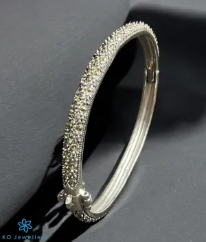The Regal Sparkle Silver Marcasite Openable Bracelet (Free Size)
