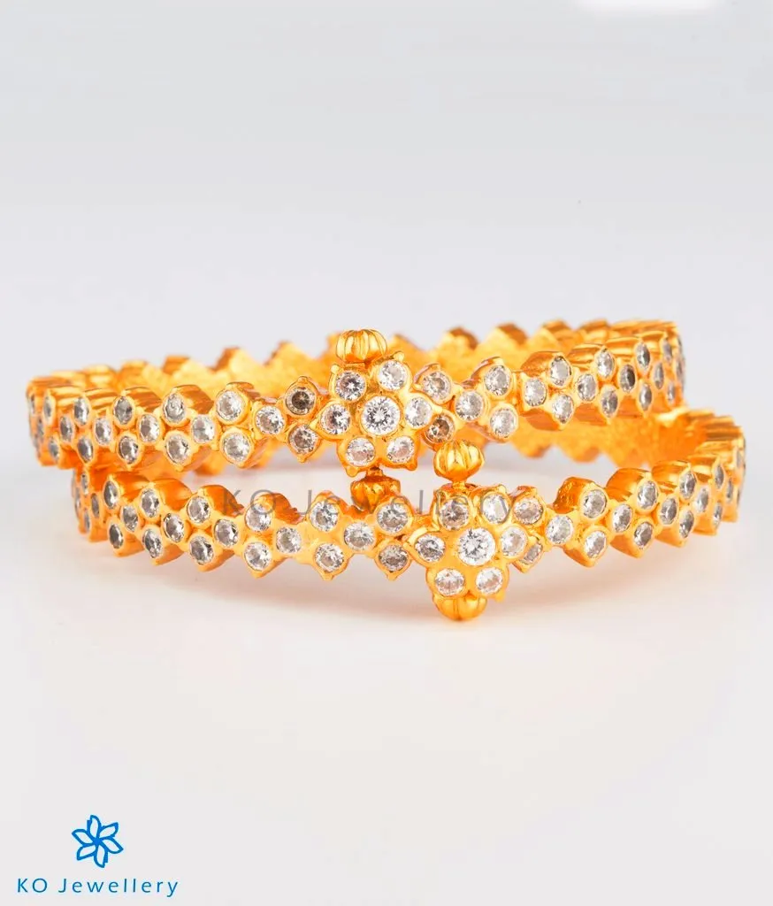 The Vajra Silver Bracelet (White/Size 2.6/2.8)