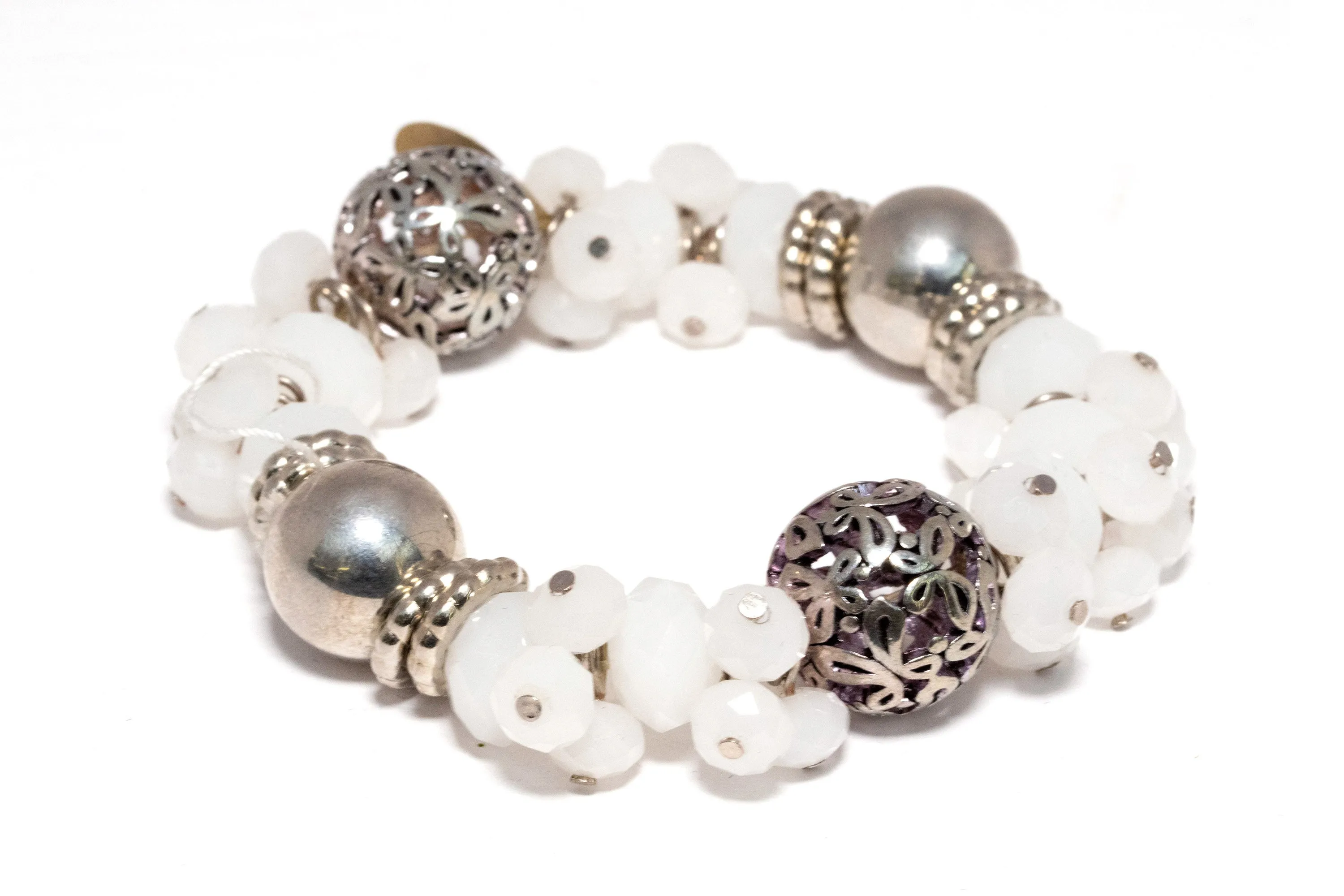 White & Metallic Beaded Bracelet