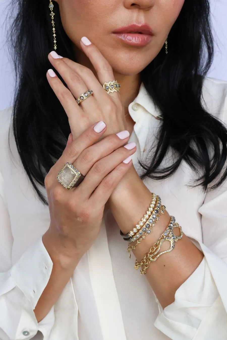 WHITE DIAMOND SCROLL HUGGIE BRACELET